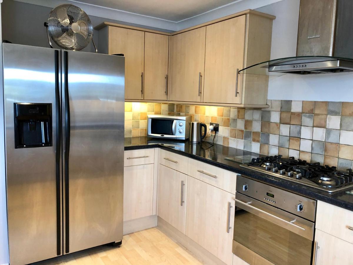 Ab - Top Floor 2 Bed Modern Town Centre Apartment With Parking For One Vehicle Stratford-upon-Avon Exterior photo